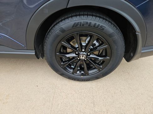 Certified 2025 Honda CR-V Sport-L image 9
