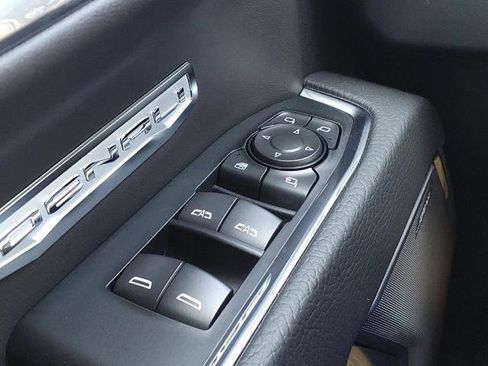 New 2024 GMC Sierra 1500 Denali image 17