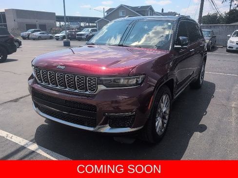 Used 2022 Jeep Grand Cherokee L Summit w/ Advanced Protech Group IV AWD/4WD image 3