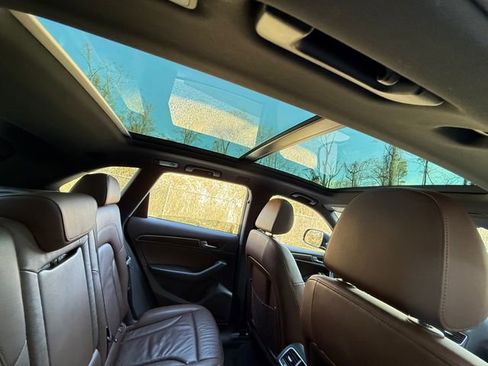 Used 2017 Audi Q5 2.0T Premium image 30