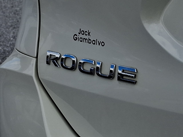 Used 2020 Nissan Rogue SV w/ Premium Package AWD/4WD image 30