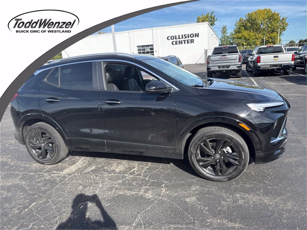 Used 2024 Buick Encore GX Sport Touring w/ Comfort Package AWD/4WD image 1