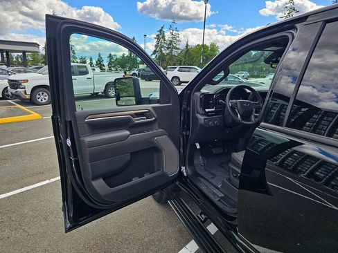 Used 2026 Chevrolet Silverado 3500 High Country w/ High Country Premium Package AWD/4WD image 20