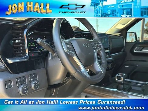 Certified 2025 Chevrolet Silverado 1500 LT Trail Boss w/ Convenience Package II image 17