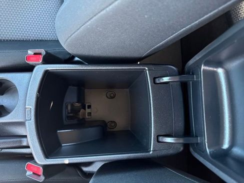 Used 2023 Kia Soul LX w/ LX Technology Package image 25