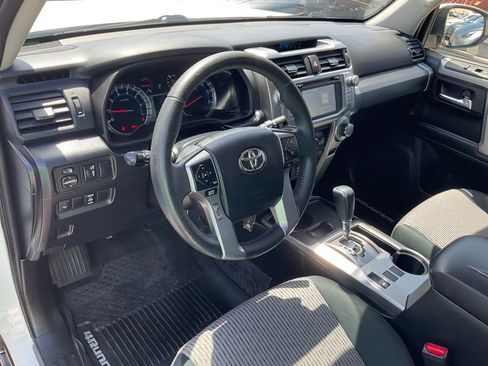 Used 2018 Toyota 4Runner SR5 RWD image 6