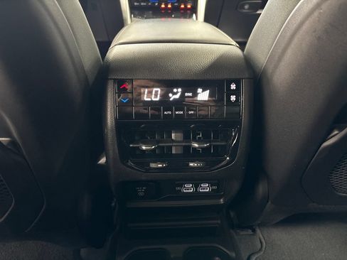 Used 2023 Jeep Grand Cherokee L Laredo AWD/4WD image 46