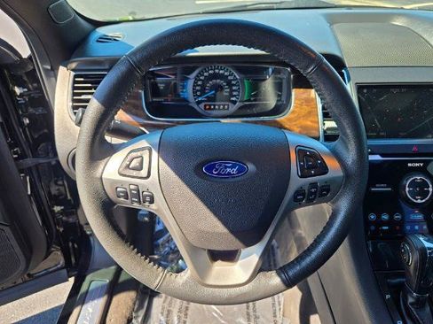 Certified 2019 Ford Taurus Limited AWD/4WD image 35