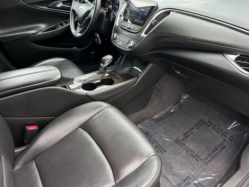 Used 2024 Chevrolet Malibu LT image 17