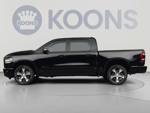 Used 2024 RAM 1500 Laramie AWD/4WD image 2