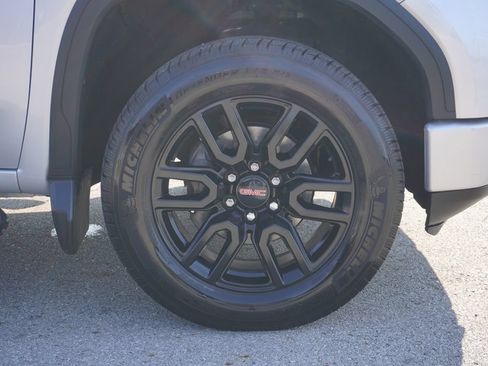 Used 2020 GMC Sierra 1500 Elevation w/ Elevation Value Package AWD/4WD image 13