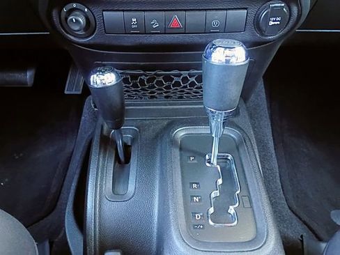 Used 2014 Jeep Wrangler Unlimited Sahara w/ Connectivity Group image 40