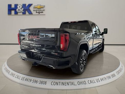Used 2024 GMC Sierra 1500 AT4 w/ Technology Package AWD/4WD image 6