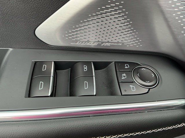 Used 2025 GMC Acadia Denali w/ Super Cruise Package FWD image 16