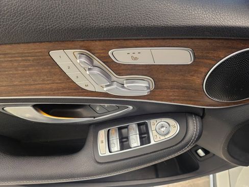 Used 2019 Mercedes-Benz C 300 4MATIC Sedan image 20