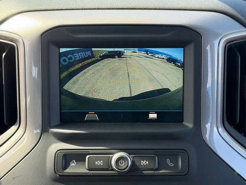 Used 2019 Chevrolet Silverado 1500 Custom Trail Boss w/ Custom Convenience Package image 9