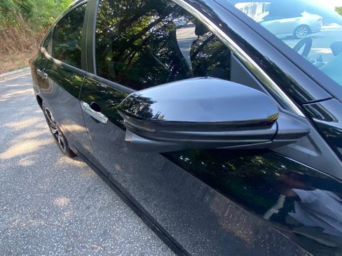 Used 2016 Honda Civic Touring image 52