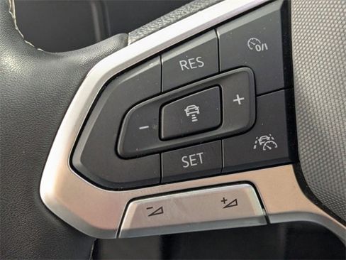 Used 2024 Volkswagen Tiguan S w/ MDO Package, Three-Row image 15