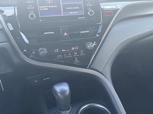 Used 2022 Toyota Camry SE FWD image 94