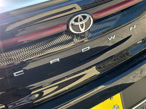 Used 2026 Toyota Crown Limited image 31