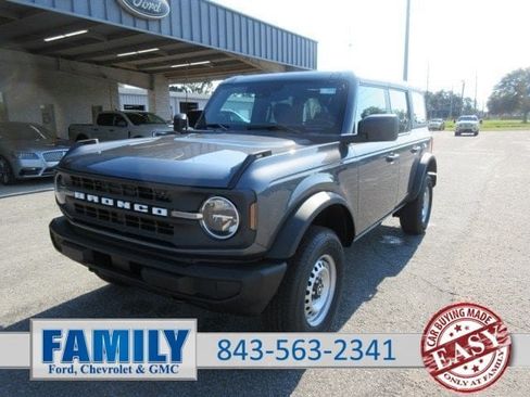 New 2025 Ford Bronco 4-Door AWD/4WD image 1