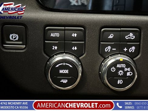 Used 2023 GMC Sierra 1500 SLT w/ SLT Premium Plus Package AWD/4WD image 37