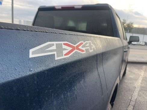 Used 2023 Chevrolet Silverado 1500 LT image 28