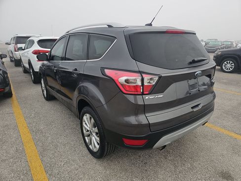 Used 2017 Ford Escape Titanium image 10