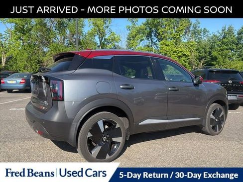 Certified 2025 Nissan Kicks SR w/ SR Premium Package AWD/4WD image 8