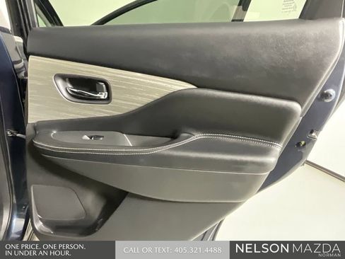 Used 2015 Nissan Murano Platinum w/ Platinum Technology Package AWD/4WD image 22