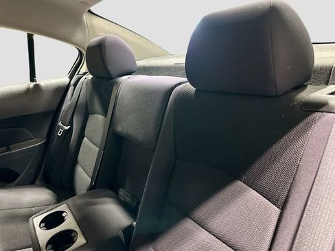 Used 2014 Chevrolet Cruze LT FWD image 22