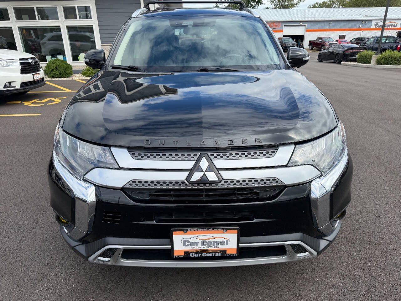 Used 2019 Mitsubishi Outlander GT AWD/4WD image 8