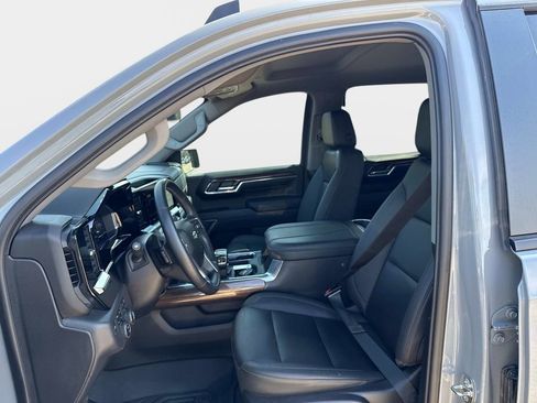 Used 2024 Chevrolet Silverado 1500 LT Trail Boss w/ LT Trail Boss Premium Package image 19