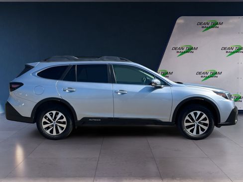 Used 2020 Subaru Outback Premium image 8