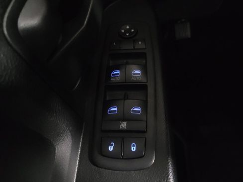 Used 2018 RAM 1500 Tradesman image 27