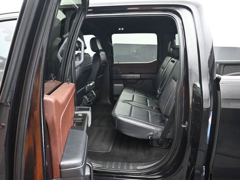Used 2022 Ford F150 Lariat AWD/4WD image 36