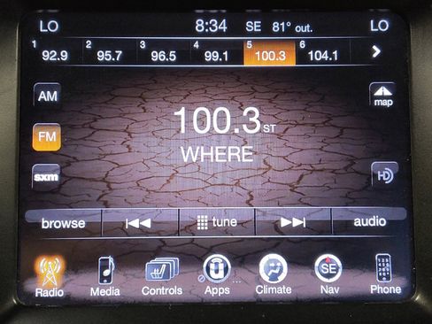 Used 2018 Jeep Cherokee Limited image 25