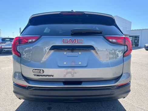 Used 2020 GMC Terrain SLE w/ Driver Convenience Package FWD image 5