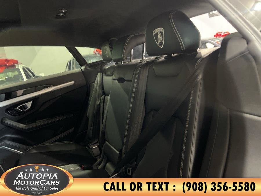 Used 2020 Lamborghini Urus AWD/4WD image 18