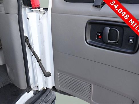 Used 2021 Chevrolet Express 3500 LT w/ LT Preferred Equipment Group image 24