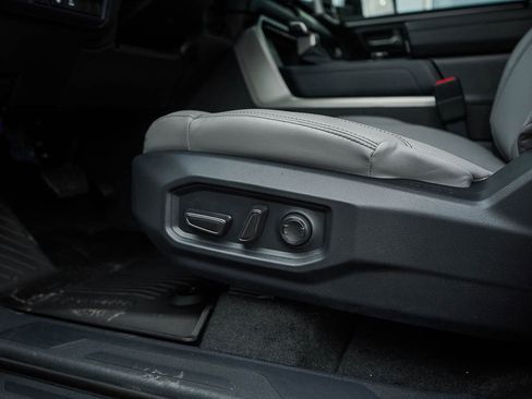 New 2026 Toyota Tundra SR5 AWD/4WD image 18