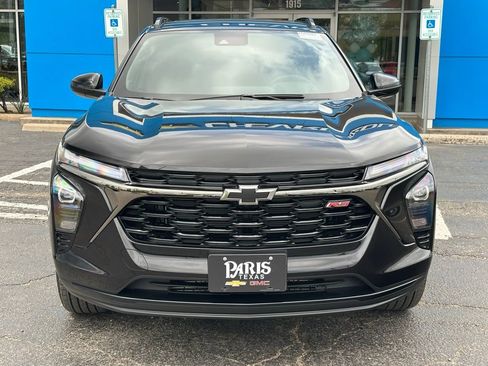 New 2026 Chevrolet Trax RS w/ Sunroof Package image 2