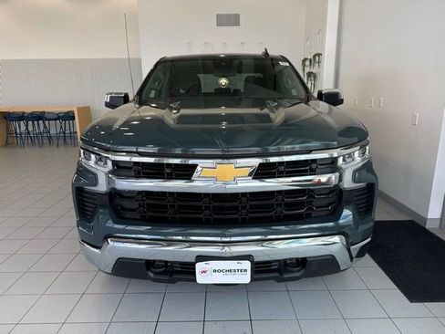 Certified 2025 Chevrolet Silverado 1500 LT AWD/4WD image 35