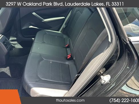 Used 2015 Volkswagen Passat TDI SE FWD image 26