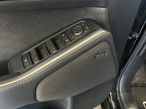 Used 2025 Lexus GX 550 w/ Accessory Package (2T) AWD/4WD image 34