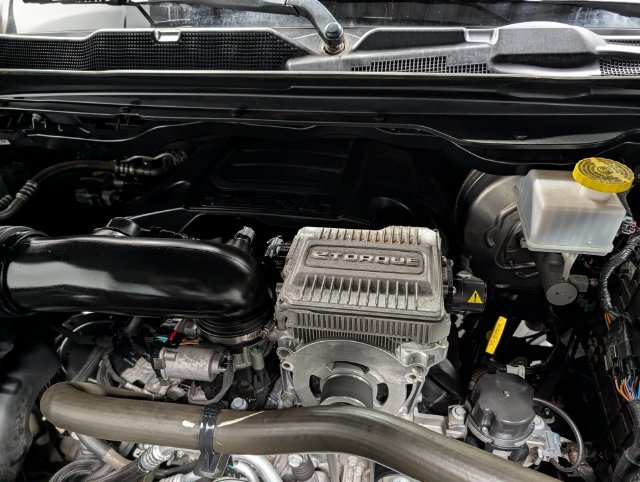 Used 2023 RAM 1500 Laramie AWD/4WD image 28