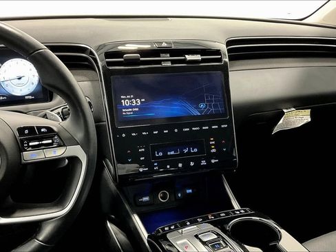 Used 2024 Hyundai Tucson Limited image 8