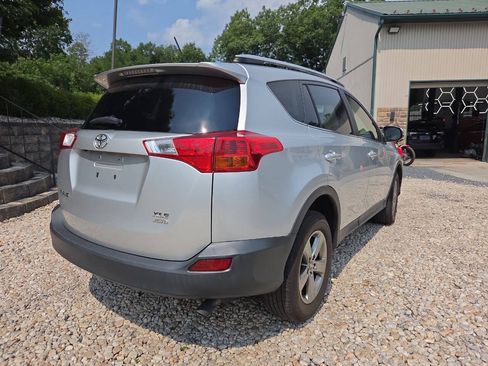 Used 2015 Toyota RAV4 XLE AWD/4WD image 7