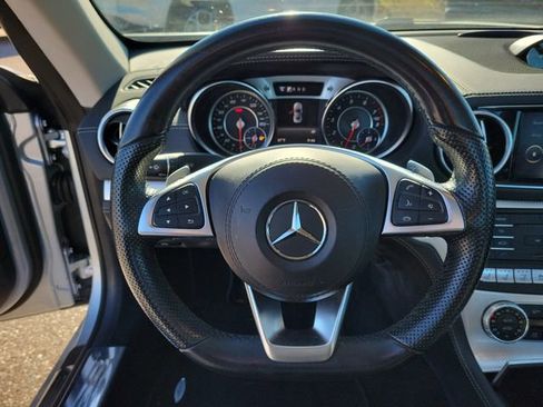 Used 2017 Mercedes-Benz SL 550 w/ Driver Assistance Package image 25