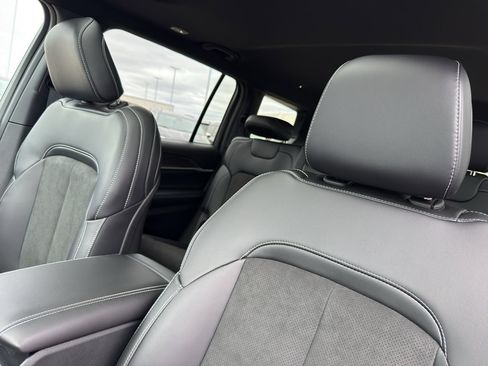 New 2026 Jeep Grand Cherokee L 4WD image 26